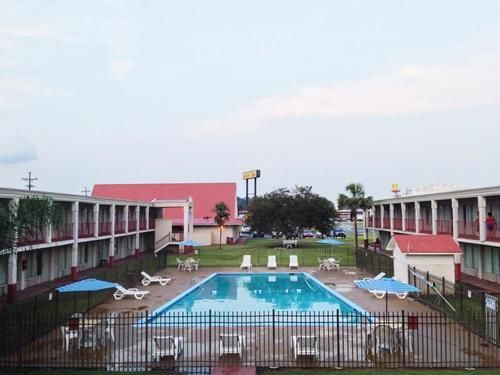 Baton Rouge West Inn Port Allen Exterior photo
